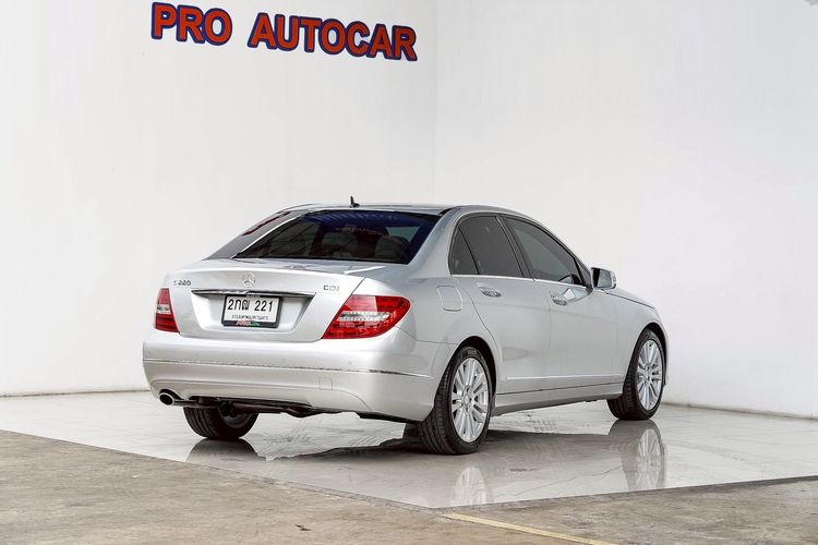 Mercedes-Benz C-Class 2013 C220 CDI Sedan ดีเซล ไม่ติดแก๊ส เกียร์อัตโนมัติ บรอนซ์เงิน รูปที่ 3