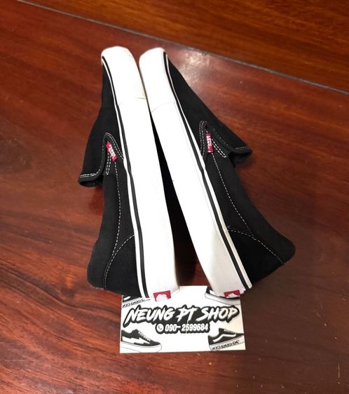 Vans Slip on pro black white มือ 2  Size 43 Eur 28 Cm 10 US ไม่มีกล่อง ราคา 1,060 ฿  รวมส่ง รูปที่ 11