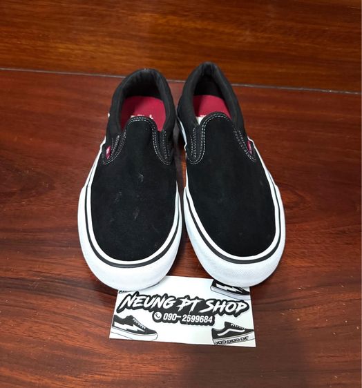 Vans Slip on pro black white มือ 2  Size 43 Eur 28 Cm 10 US ไม่มีกล่อง ราคา 1,060 ฿  รวมส่ง รูปที่ 2