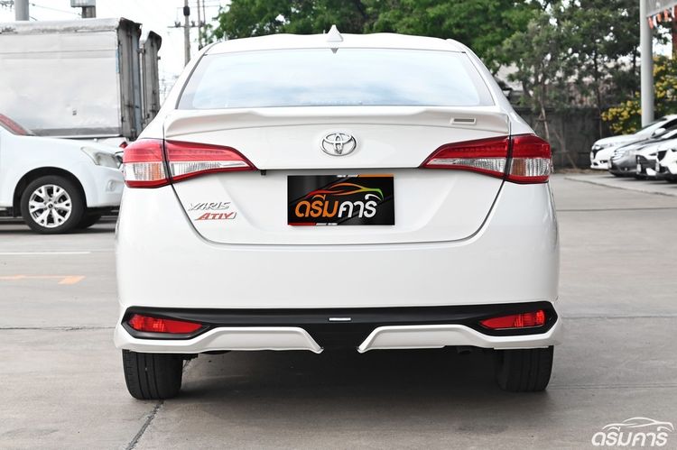 Toyota Yaris ATIV 2020 1.2 Mid Sedan เบนซิน ไม่ติดแก๊ส เกียร์อัตโนมัติ ขาว รูปที่ 4