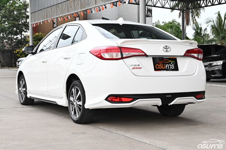 Toyota Yaris ATIV 2020 1.2 Mid Sedan เบนซิน ไม่ติดแก๊ส เกียร์อัตโนมัติ ขาว รูปที่ 3