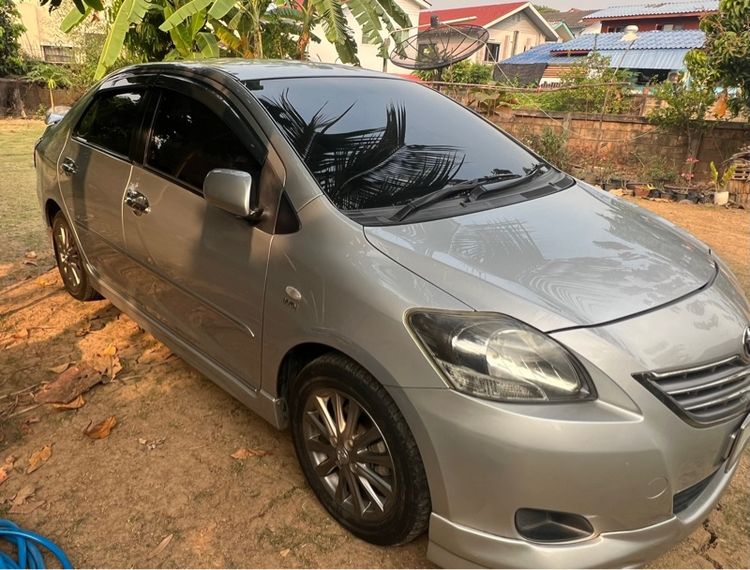 Toyota Vios 2012 1.5 E Sedan เบนซิน ไม่ติดแก๊ส เกียร์ธรรมดา เงิน รูปที่ 4
