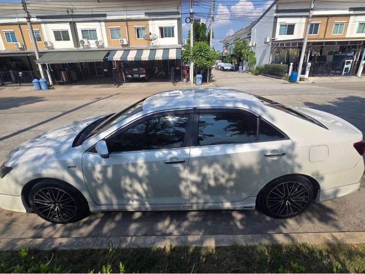 Toyota Camry 2014 2.0 G Extremo Sedan เบนซิน ไม่ติดแก๊ส เกียร์อัตโนมัติ ขาว รูปที่ 2