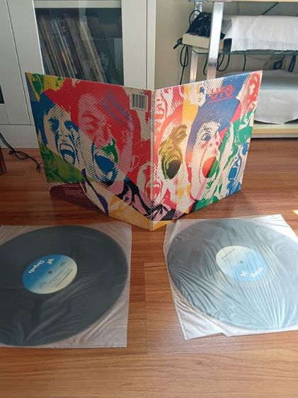 ขายแผ่นเสียง UFO -Strangers In The Night แผ่น US แผ่น NM ปก VG 2 บวก ราคา 750 ยาท ค่าส่ง 50 บาท โทร.ไลน์ 0811377711 รูปที่ 3