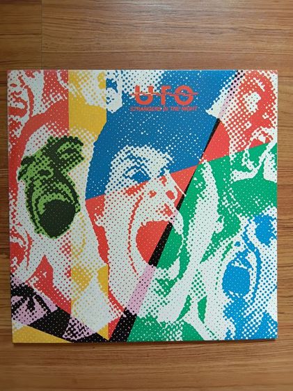 ขายแผ่นเสียง UFO -Strangers In The Night แผ่น US แผ่น NM ปก VG 2 บวก ราคา 750 ยาท ค่าส่ง 50 บาท โทร.ไลน์ 0811377711 รูปที่ 7