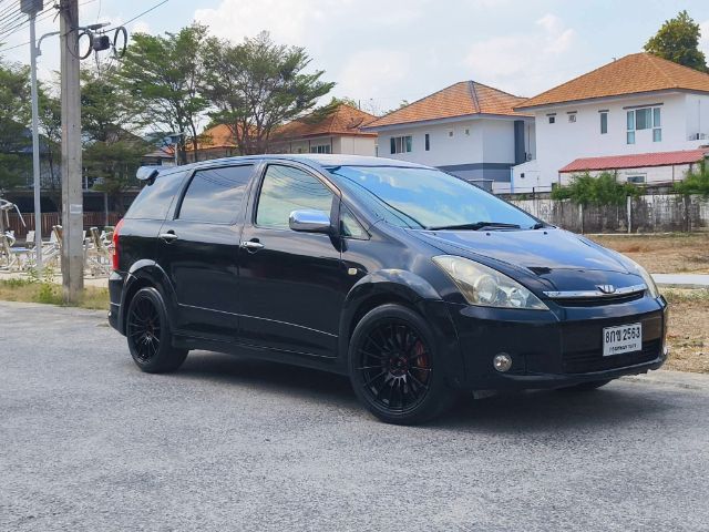 Toyota Wish 2005 2.0 Q Sport Touring II Van เบนซิน ไม่ติดแก๊ส เกียร์อัตโนมัติ ดำ รูปที่ 2