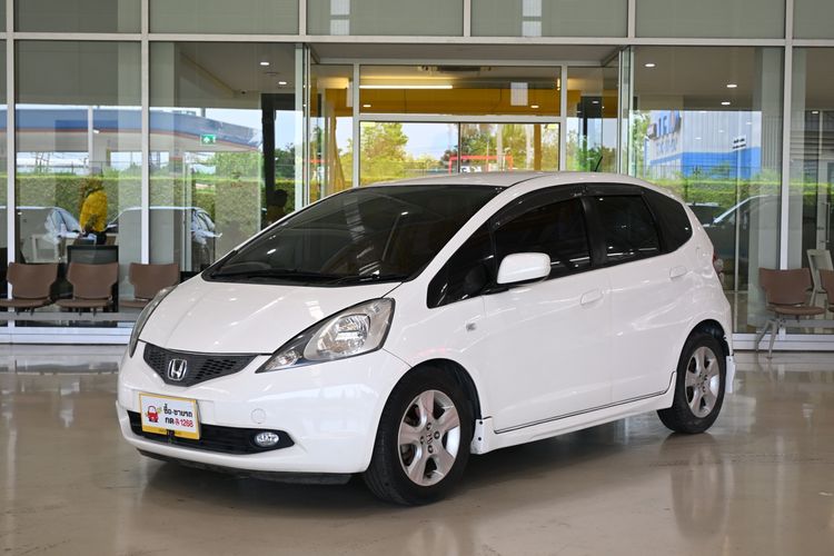 Honda Jazz 2009 1.5 S Sedan เบนซิน ไม่ติดแก๊ส เกียร์อัตโนมัติ ขาว รูปที่ 3