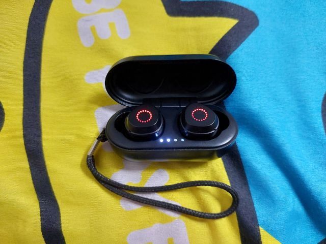 อื่นๆ หูฟัง Joyroom เสียงดี ไฟสวย แบตอึด