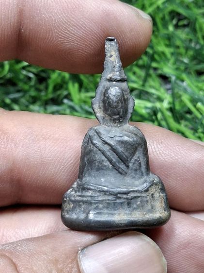 (ปิดแล้วครับ)พระแท้หล่อโบราณ เนื้อตะกั่วเก่า ปีลึกๆๆ ไม่ทราบที่ รูปที่ 2