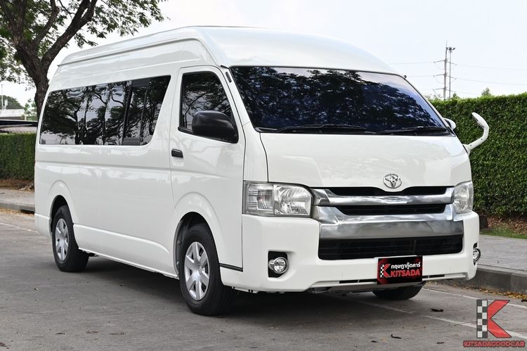 Toyota Commuter 2013 2.7 Van เบนซิน LPG เกียร์อัตโนมัติ ขาว