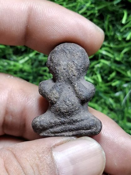 เนื้อแห้งเก่าจัด พระปิดตาเนื้อผงคลุกรักเก่า