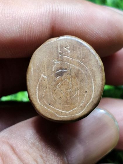 ศิลป์สวยสุดๆ แกะมีดแกะมือโบราณ หนุมานเนื้อไม้มงคลแกะเก่า จารยันต์ใต้ฐาน (ปล่อย ห้าพันบาท) รูปที่ 6