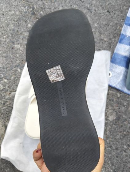 รองเท้าผู้หญิง รูปที่ 3