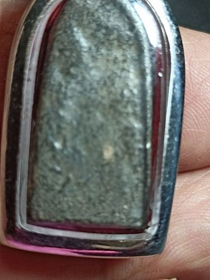 หลวงพ่อทวดวัดช้างให้เนื้อชินตะกั่วแถมเหรียญพ่อรวยตะโก รูปที่ 2