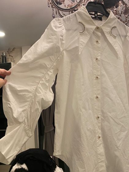 ชาแนล เชิ้ตแขนยาว สภาพใหม่เอี่ยม  รูปที่ 3