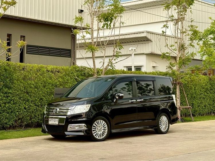 รถ Honda Stepwagon 2.0 EL สี ดำ