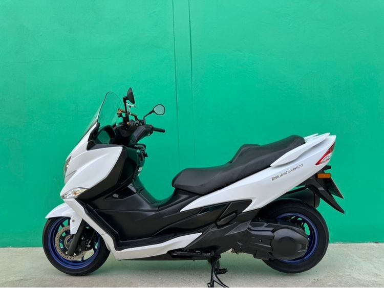 SUZUKI BURGMAN 400 สีขาว ปี2020 รถมือเดียว  รูปที่ 16