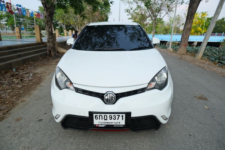 MG MG3 2017 1.5 X Sedan เบนซิน ไม่ติดแก๊ส เกียร์อัตโนมัติ ขาว รูปที่ 2