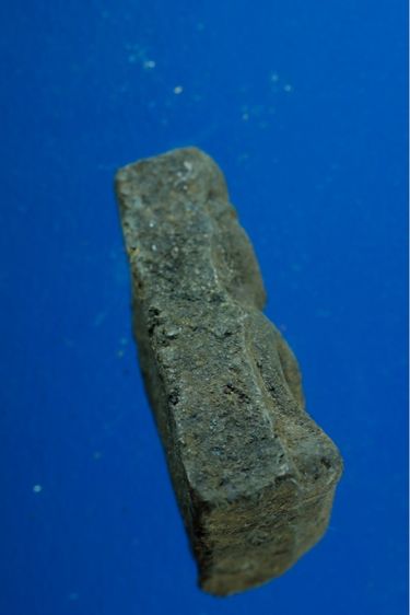 พระนางพญาออกนูน  รูปที่ 3