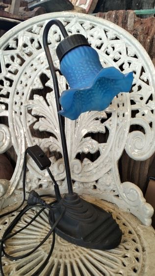 โคมไฟ  ฐานเหล็กหล่อ รูปที่ 2