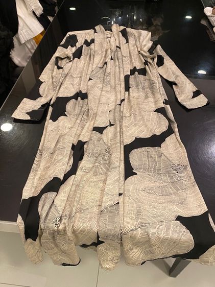 เวอร์ซาเช่ เดรสยาว สภาพใหม่เอี่ยม เนื้อผ้าไหมซาติน  รูปที่ 10