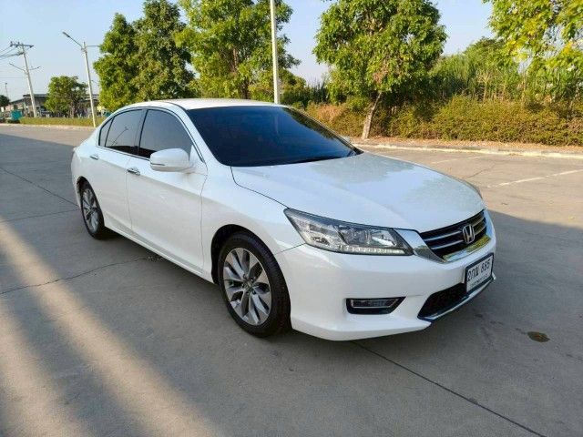 Honda Accord 2013 2.4 EL NAVI Sedan เบนซิน เกียร์อัตโนมัติ ขาว รูปที่ 2