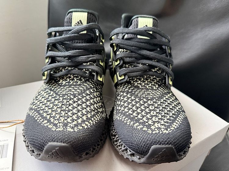 รองเท้า Adidas Ultra4D สีดำคาดเหลือง ของแท้ รูปที่ 2