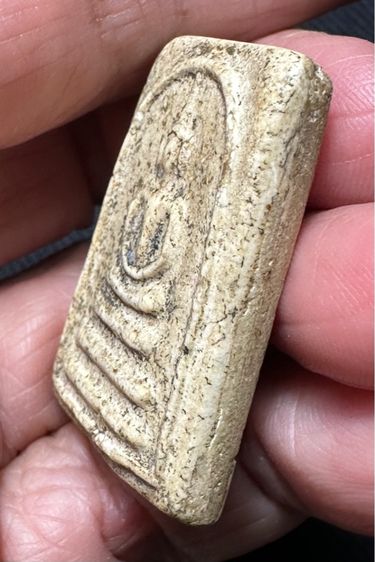 พระสมเด็จล.ป.นาค วัดระฆัง พิมพ์เทวดาพิมพ์เล็ก องค์ละ1250 องค์ที่3 มีซ่อมเดิมด้านหลัง 1000 รูปที่ 12