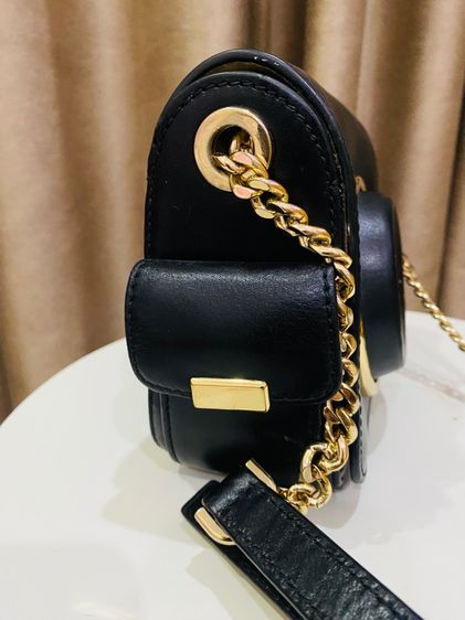 Michael Kors Scout Leather Camera Bag สีดำ มือสอง สภาพดี ใช้งานได้อีกยาว รูปที่ 6