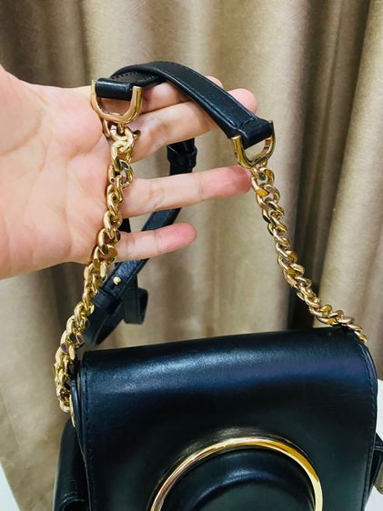 Michael Kors Scout Leather Camera Bag สีดำ มือสอง สภาพดี ใช้งานได้อีกยาว รูปที่ 18