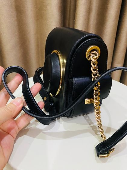 Michael Kors Scout Leather Camera Bag สีดำ มือสอง สภาพดี ใช้งานได้อีกยาว รูปที่ 8
