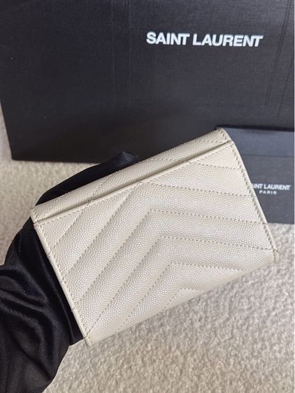 ysl wallet รูปที่ 5