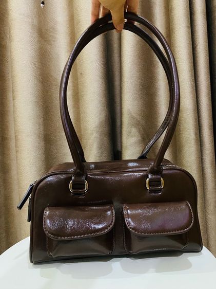 กระเป๋าสะพายแฟชั่นสีน้ำตาล ทรงสวยสไตล์แบรนด์ดัง ดีไซน์คล้าย Stand Oil มากกก 🤎 ใหม่มากไม่มีตำหนิ รูปที่ 2