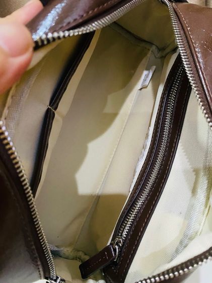 กระเป๋าสะพายแฟชั่นสีน้ำตาล ทรงสวยสไตล์แบรนด์ดัง ดีไซน์คล้าย Stand Oil มากกก 🤎 ใหม่มากไม่มีตำหนิ รูปที่ 8