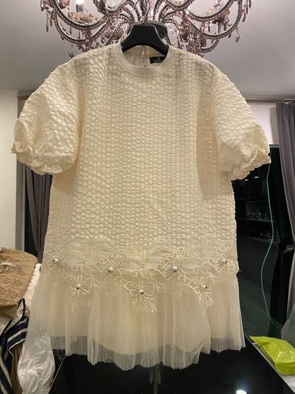 ชาแนล เสื้อตัวยาว กึ่งเดรส  เนื้อผ้าลูกไม้ฝรั่งเศส