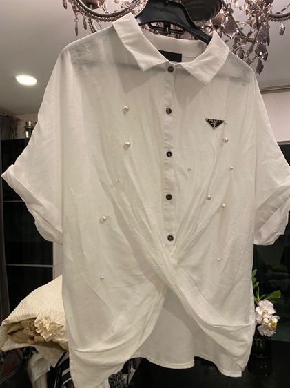 ปราด้าเสื้อเชิ้ตแขนสั้น (ติดจองค่ะ)สภาพใหม่เอี่ยม รูปที่ 4
