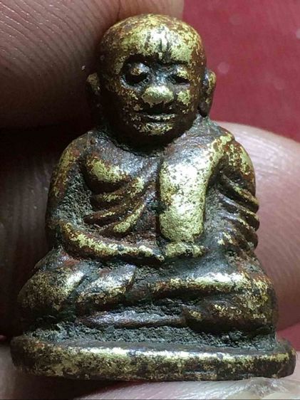 รูปหล่อหลวงพ่อเงินพิมพ์นิยมเก่าๆ