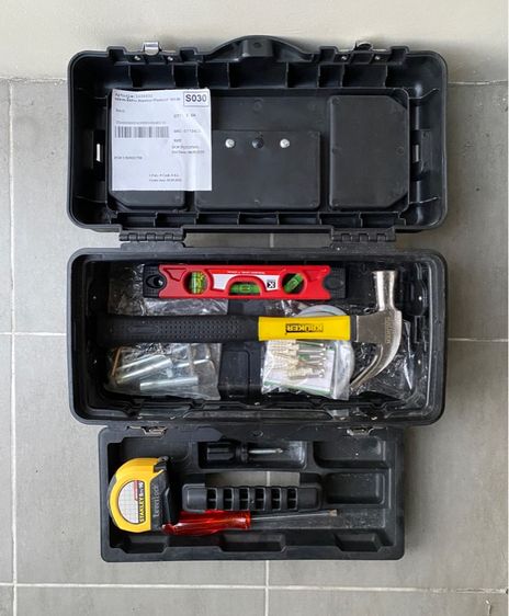 อุปกรณ์เครื่องมือช่าง กล่องเครื่องมือสแตนเลส พร้อมอุปกรณ์ สภาพใหม่