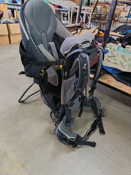 เป้อุ้มเด็ก บบมีโครง Deuter Kid comfort3 รูปที่ 5