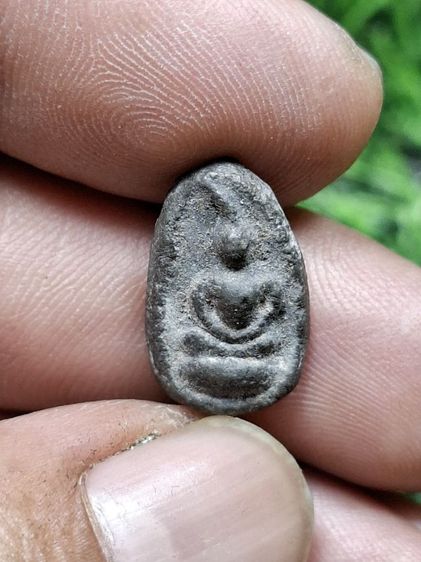 พระพิจิตรเม็ดข้าวเม่า เนื้อชินเงินเก่า สภาพสวย