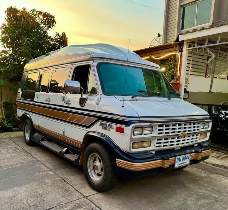 Chevrolet Chevy Van 1996 รุ่นย่อยอื่นๆ Van เบนซิน เกียร์อัตโนมัติ ขาว รูปที่ 2