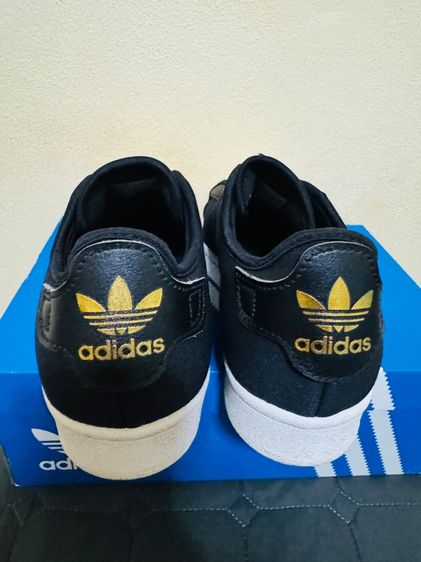 รองเท้า Adidas รูปที่ 4