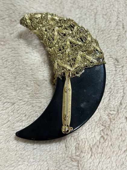 เข็มกลัดวินเทจทรงเขี้ยว รูปที่ 2