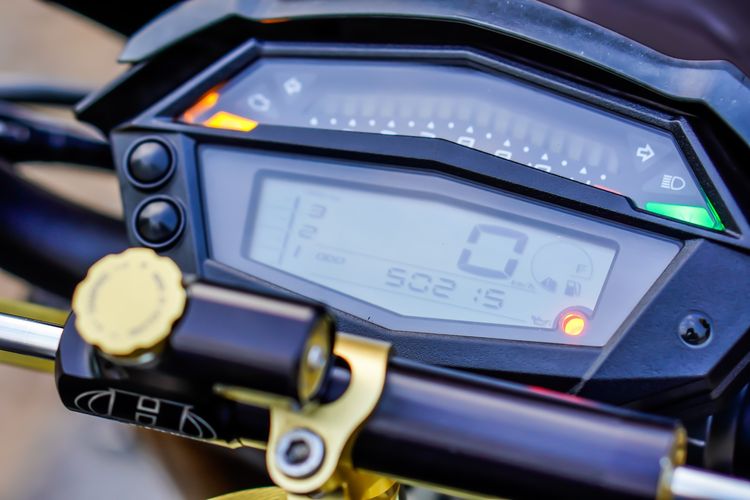 KAWASAKI Z1000 ABS ปี 2014 ฟรีดาวน์ ของแต่งหลักแสนไปเลย รูปที่ 11