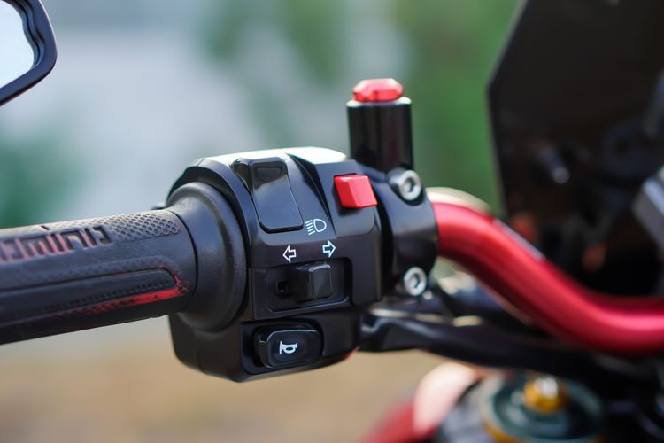 KAWASAKI Z900SE ABS ปี 2019 จดทะเบียน 2020 รถมือเดียว ของแต่งแน่น พร้อมซิ่ง รูปที่ 18