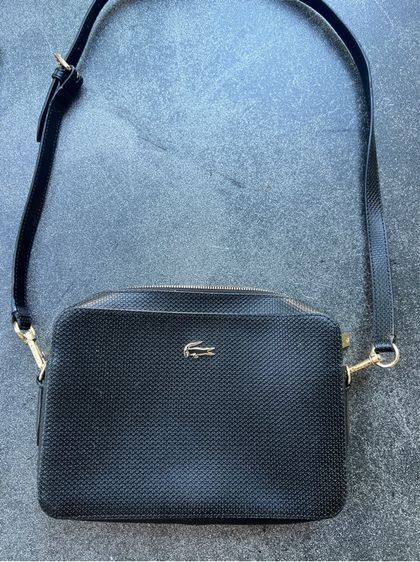 กระเป๋าสะพาย lacoste  2 ใบ แท้ รูปที่ 5