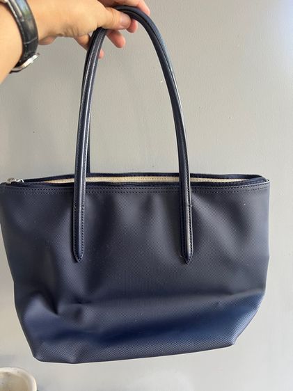 กระเป๋าสะพาย lacoste  2 ใบ แท้ รูปที่ 11