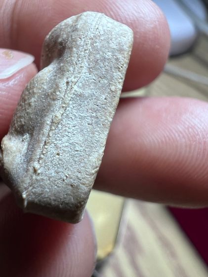 พระปิดตาเนื้อผงไม่ทราบที่ รูปที่ 4