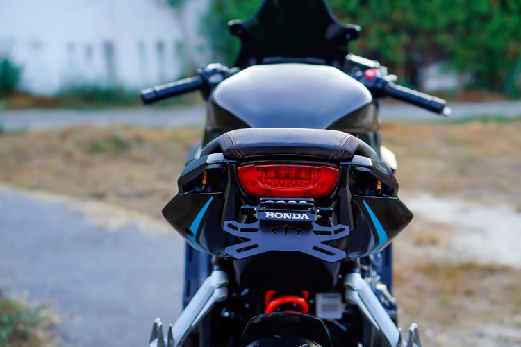  HONDA CBR650R ABS ปี 2023 เริ่มต้นฟรีดาวน์ รถมือเดียว สภาพสวย พร้อมซิ่ง รูปที่ 17