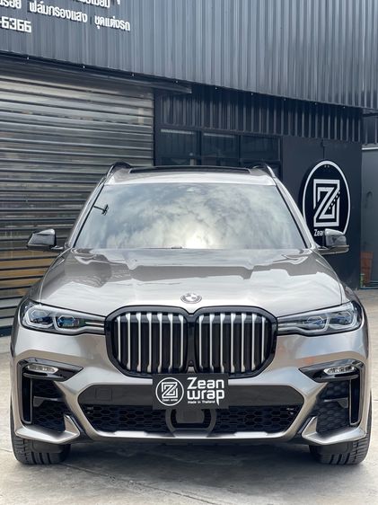 BMW X7 2022 xDrive30d M Sport (G07) Utility-car ดีเซล เกียร์อัตโนมัติ ดำ รูปที่ 3